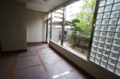 【エントランス】 | スタシオン鴫 | エントランス