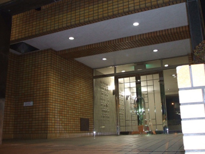 【エントランス】 | スタシオン鴫 | エントランス