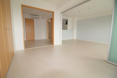 【洋室】 | メゾンドフルール