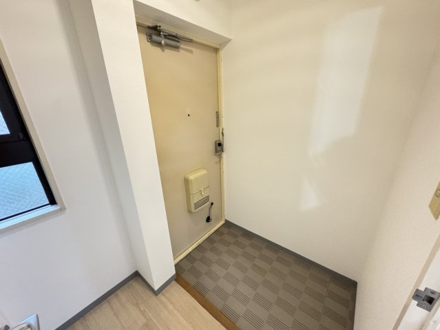 あとらす市川の玄関
