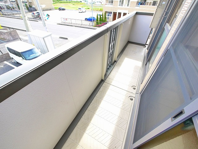 メゾンプレミール　Ａ棟のバルコニー|バルコニーがあります