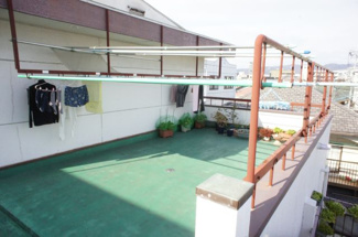 【その他共用部分】 | 共同の物干しスペースです。