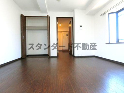 【居間・リビング】 | スタシオン梅田イースト