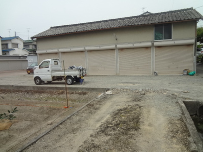 【外観】 | 鉢塚2丁目シャッター付き倉庫