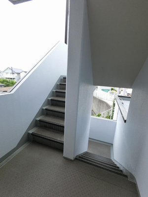 【その他共用部分】 | ニューウェルテラス金沢八景Ｅ棟 | 階段