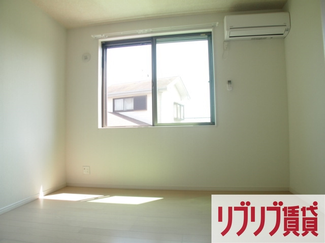 フォルビテッツァ松ヶ丘の居間・リビング