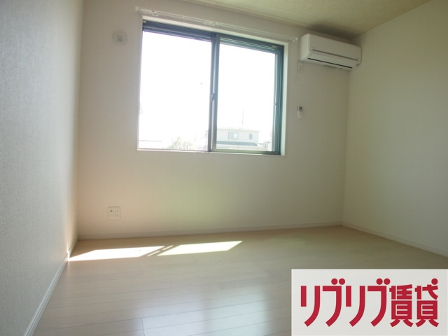 フォルビテッツァ松ヶ丘の居間・リビング