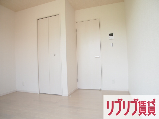 フォルビテッツァ松ヶ丘の居間・リビング