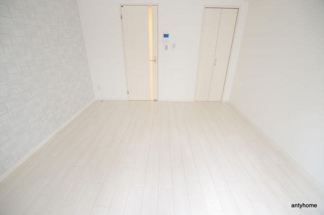 R SQUARE東天満　仲介手数料無料の居間・リビング