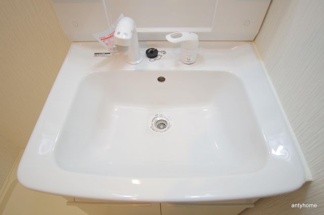 R SQUARE東天満　仲介手数料無料の洗面所