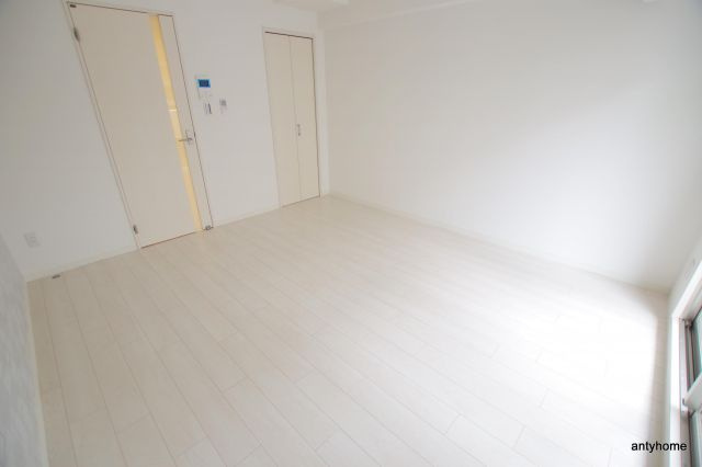 R SQUARE東天満　仲介手数料無料の居間・リビング