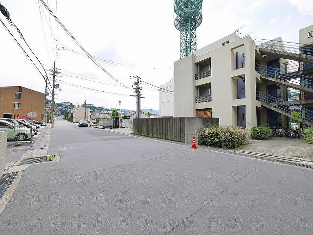 ネオハイツ生駒の周辺