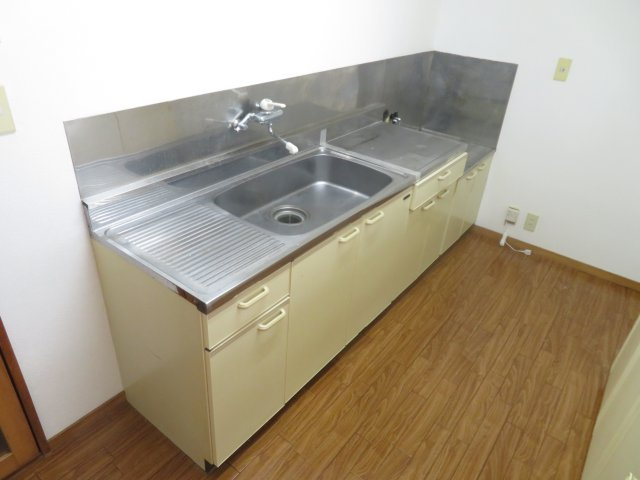 レジデンスベルツリーBのキッチン