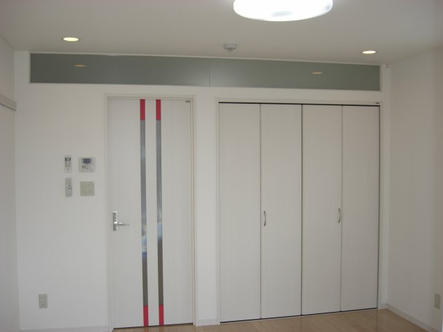 ガーデンヒルズ小白川の洋室