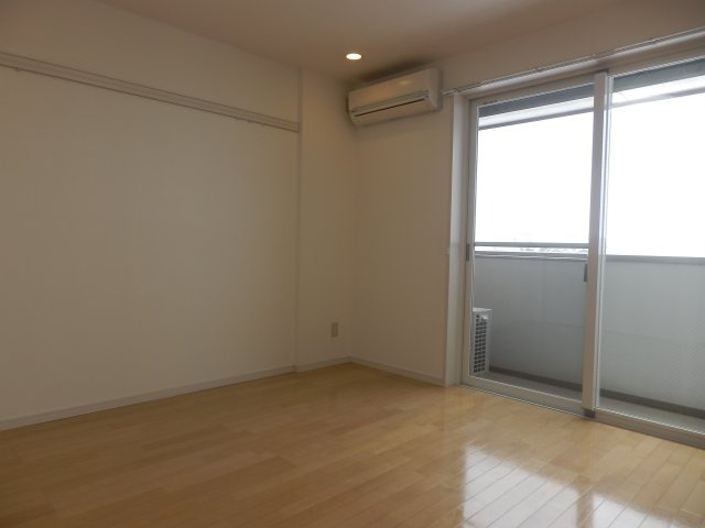 ガーデンヒルズ小白川の内装