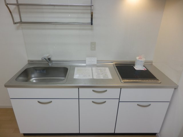 ガーデンヒルズ小白川のキッチン