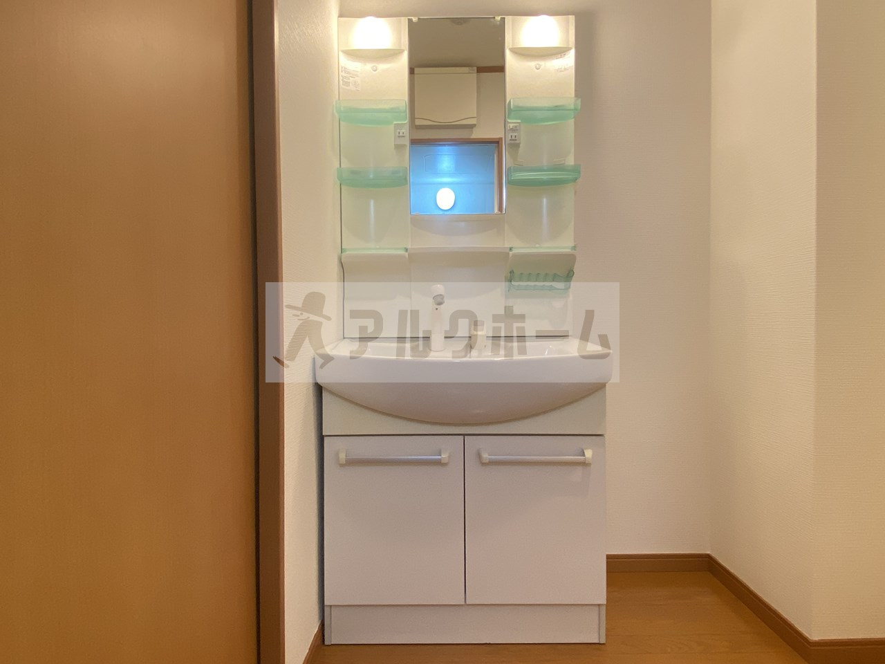 ピオニー久宝寺の独立洗面台|ピオニー久宝寺　シャンプードレッサー