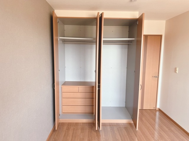 イーストプレイスの収納