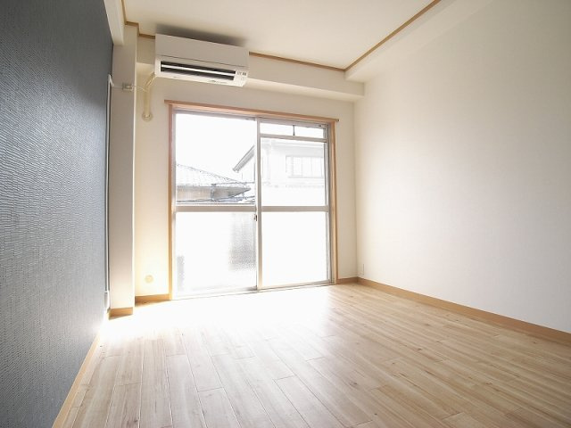  | Comfy鴻池新田駅前