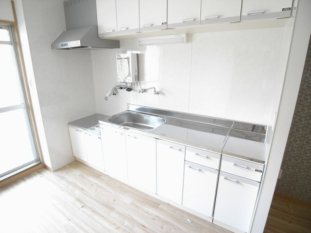  | Comfy鴻池新田駅前