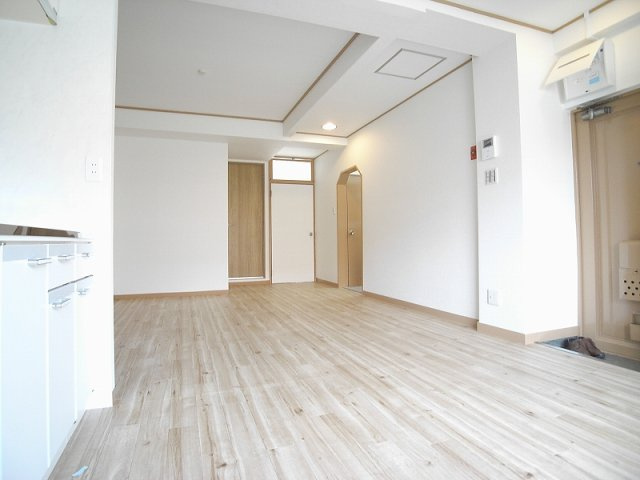  | Comfy鴻池新田駅前