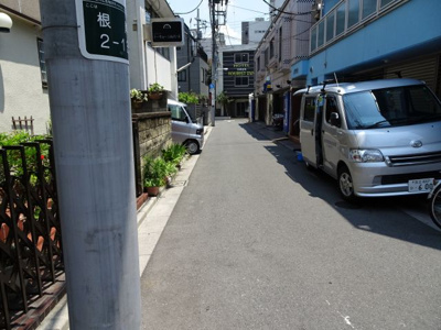 【周辺】 | ホワイトレジデンス | ホワイトレジデンス　物件前