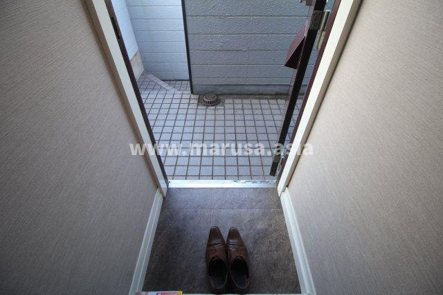 パレス吉村の玄関