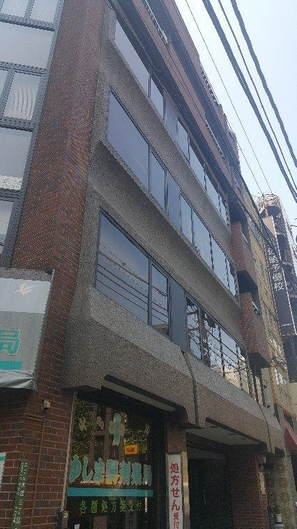 お茶の水ＫＳビルの外観