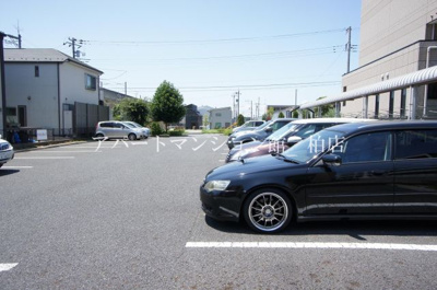 【駐車場】 | リバパレスおおたかの森