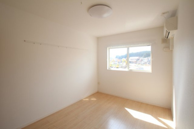 【寝室】 | リバーサイドヴィラⅡ