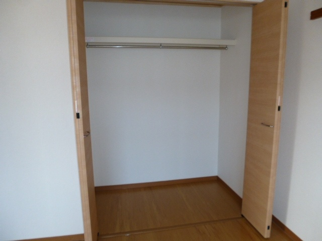 ニューシティヒラタＢの収納|クローゼット