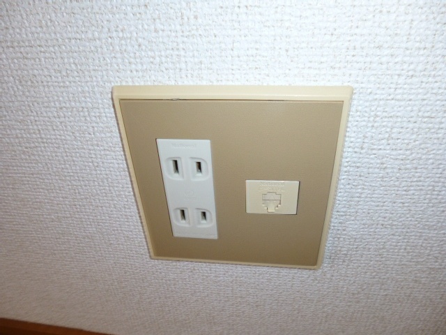 ニューシティヒラタＢの設備|電話モジュラー