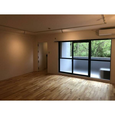 【居間・リビング】 | クレストールサカクラ