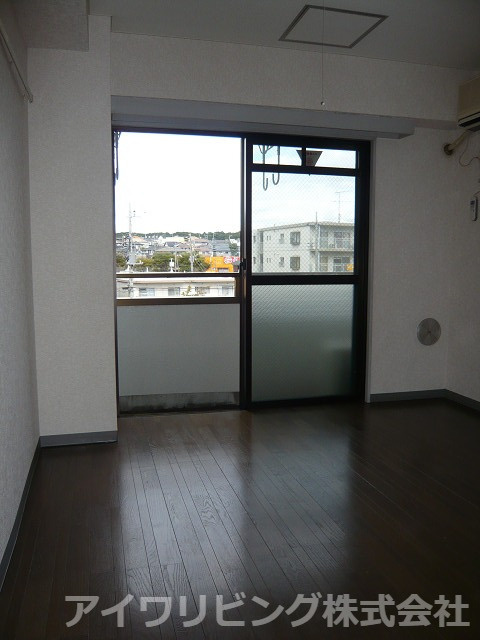 J・Kビルの洋室|【JKビル】