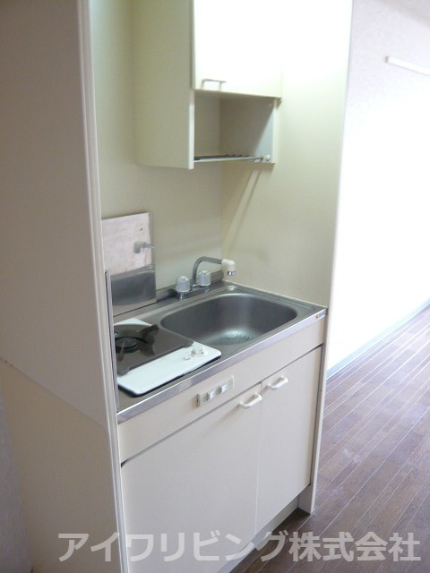 J・Kビルのキッチン|【JKビル】