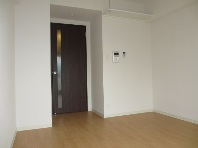 M’プラザ小阪駅前の洋室