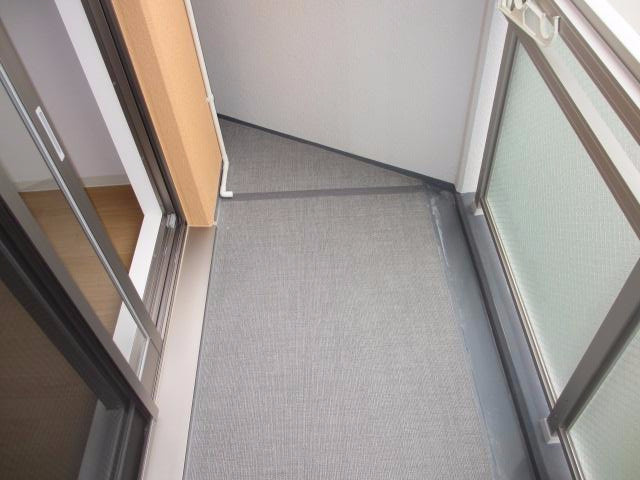 M’プラザ小阪駅前のバルコニー