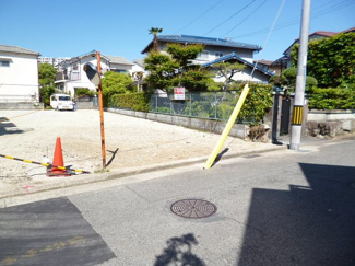 【前面道路含む現地写真】