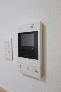 【設備】 | ヴィラマール新寺 | 安心のTVモニターホン