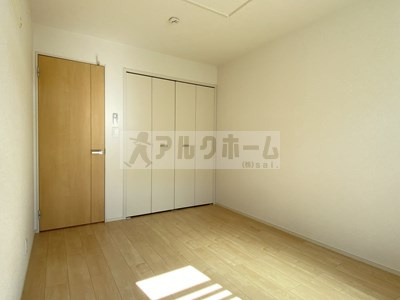 キトラメゾンの洋室