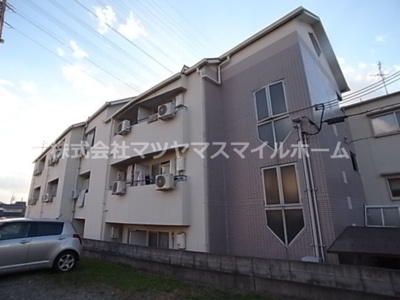 【外観】 | シャルマン中垣内