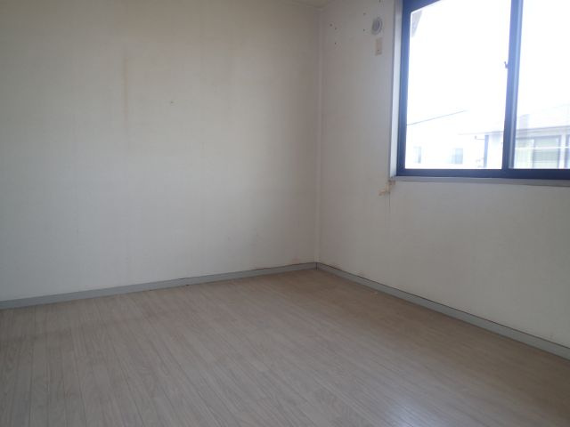 サンビレッジ原　Ｂ棟の洋室