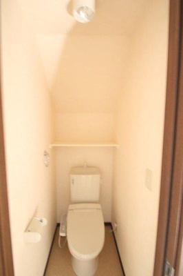 【トイレ】 | グリーンガーデンⅡA | 当然、温水洗浄便座