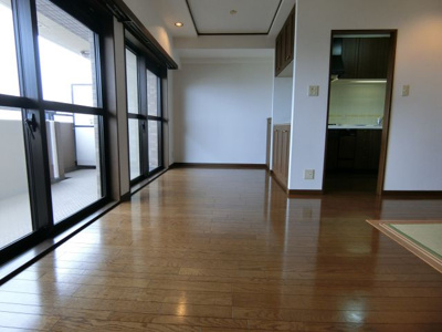 【居間・リビング】 | ライオンズマンション北梅田