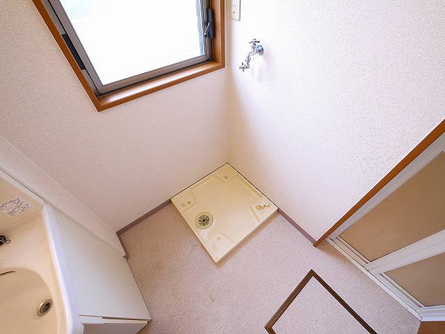 サテライトミーホBの設備|嬉しい室内洗濯機置き場がございます。