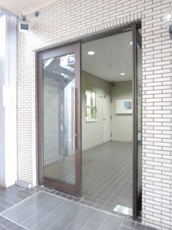 【エントランス】 | 防犯カメラ設置