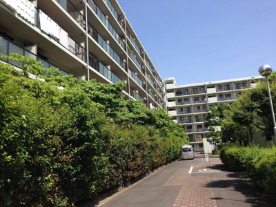 【外観】 | シティ１９４横浜・鴨居 | JR横浜線｢鴨居｣駅徒歩9分の好立地！平坦な道のりです！