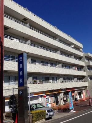 【外観】 | 鷺沼プールサイドスカイマンション | 角部屋のため人通りが少なくプライバシーを保てます！