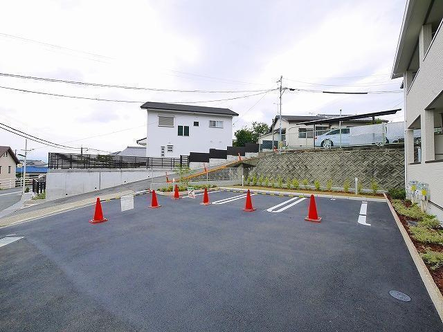 グリュックの駐車場|駐車場に車を止められます