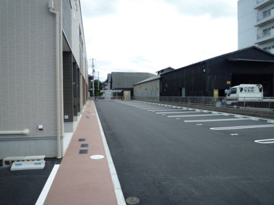 【駐車場】 | フラットB